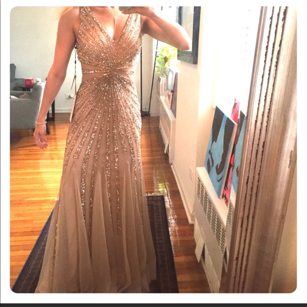 Adrianna Papell brand new with tags gold gown